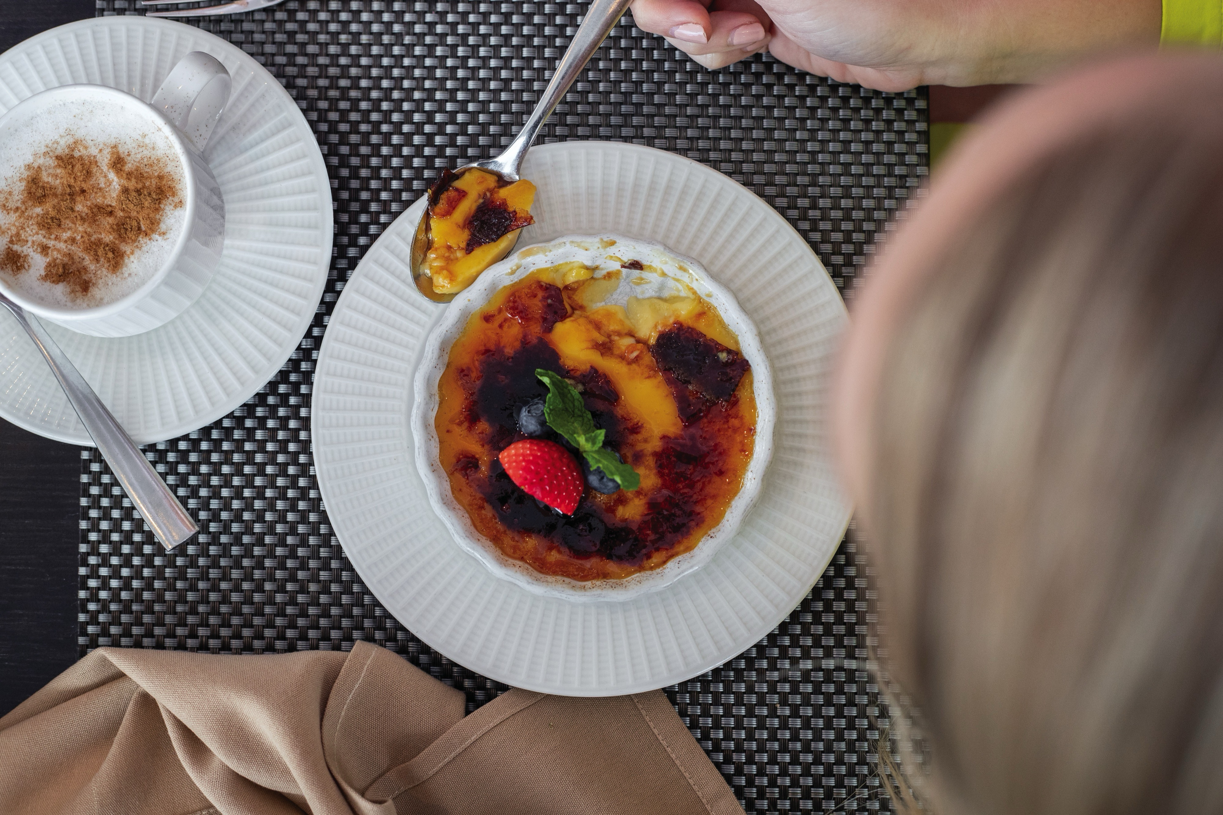 Odyssey of the Seas - Coastal Kitchen